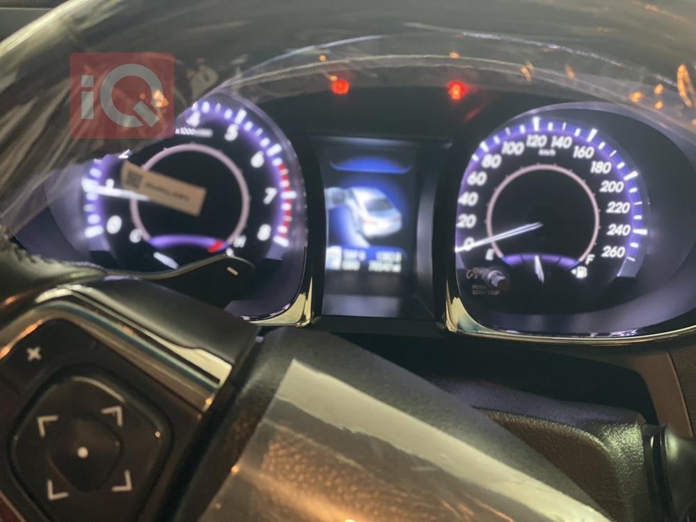 تويوتا أفالون